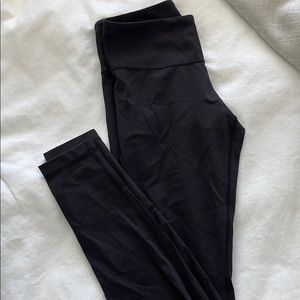 Black lululemon full length leggings